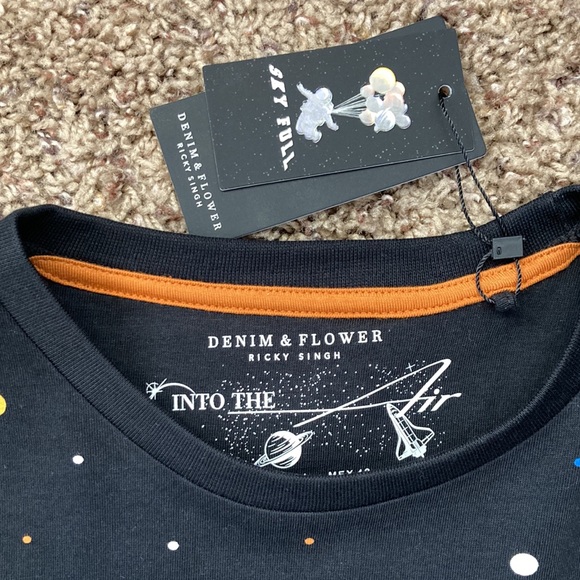 Denim & Flower "Into The Air" T-Shirt (L) by Ricky Singh - Picture 3 of 6